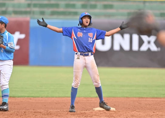 桃園市劉任右單場4安。台灣世界少棒聯盟提供