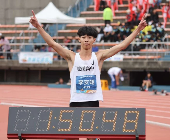李安翊推進自己剛設下的大會紀錄。李天助攝