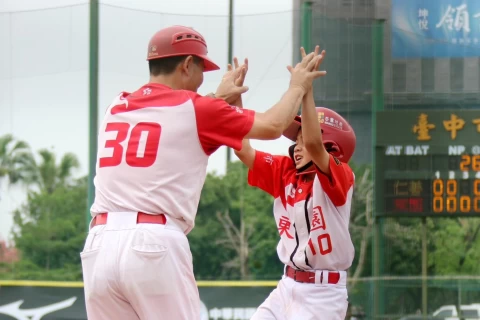 東園pk勝仁善闖16強。大會提供
