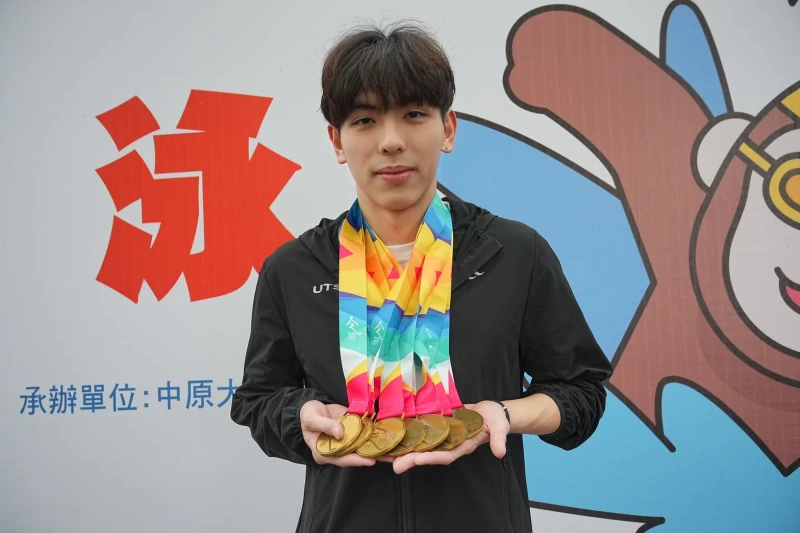 莊沐倫今年全大運再收獲7金,比去年少了1金。大會提供
