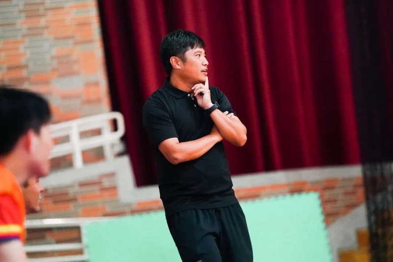 ytfc 總教練何國禎。足協提供