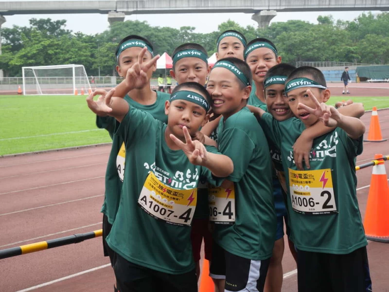 來自桃園大勇國小棒球隊小朋友也組隊參賽。大會提供