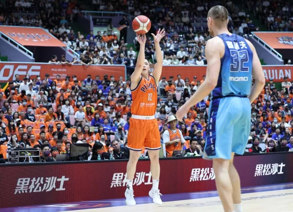 李家慷 11分 2籃板 2助攻。官方提供
