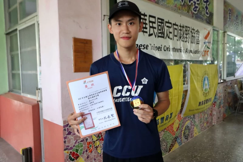 中正大學的賴賢鴻連四屆大專錦標賽男子公開組奪冠。(大會提供)