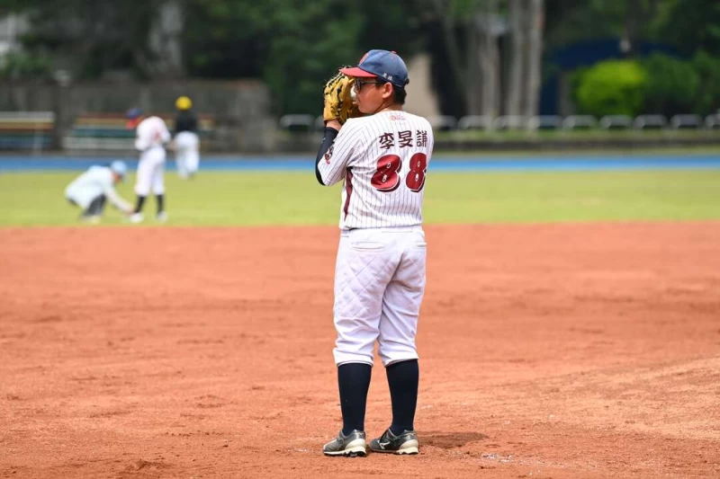 火焰勇士李旻謙本場比賽主投三局無失分,並且敲出一支全壘打。大會提供