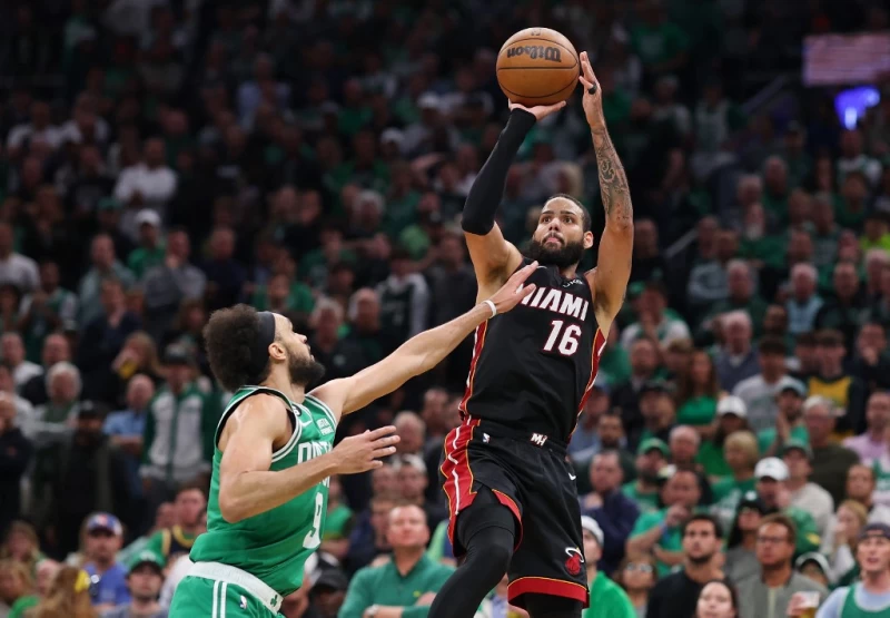 「隱形MVP」馬丁(Caleb Martin)傳出傷情。法新社