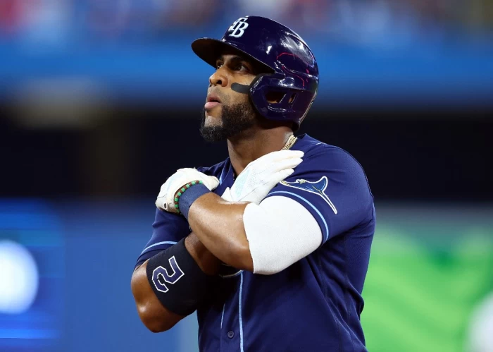 狄亞茲（Yandy Diaz）直接繞過3個壘包殺回本壘得分。法新社