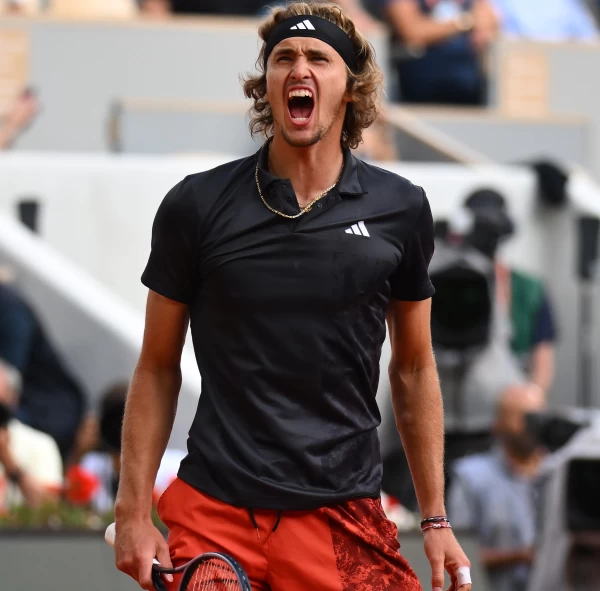 小季維瑞夫(Alexander Zverev)連三季晉級法網4強。摘自法網推特