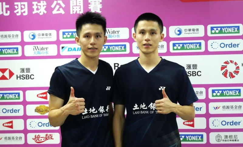 李芳任(左)只比李芳至早出生2分鐘。詹健全攝