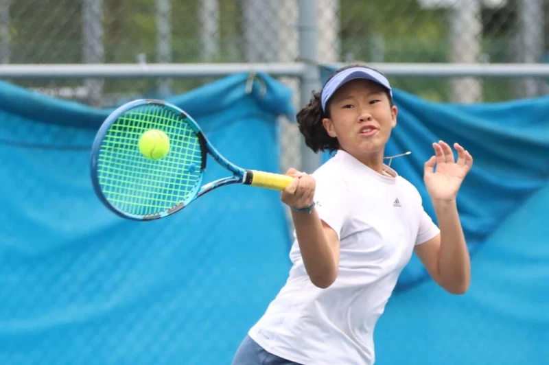 林郁晨在瑞博盃16歲女單決賽直落二擊敗陳雅君，首度在16歲A級賽摘冠，但也即將讓出14歲排名第一寶座。李琢攝