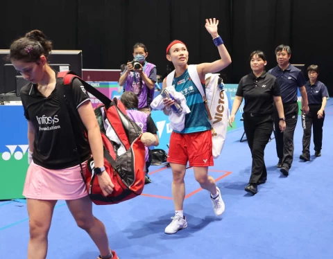戴資穎獲勝後向球迷揮手致意。李天助攝