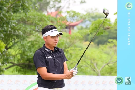 洪健堯第一回合抓下9鳥1鷹及1柏忌以62桿單獨領先。TPGA 林聖凱攝