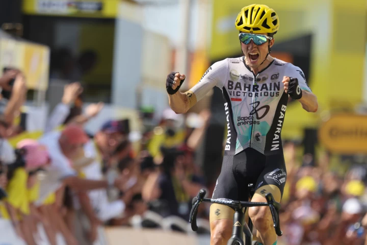 終點前展現優勢火力,畢爾包是環法第10站最速過線的一人。Sprint Cycling提供