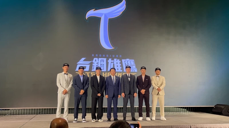 台鋼雄鷹2023選進球員。記者劉峻誠攝