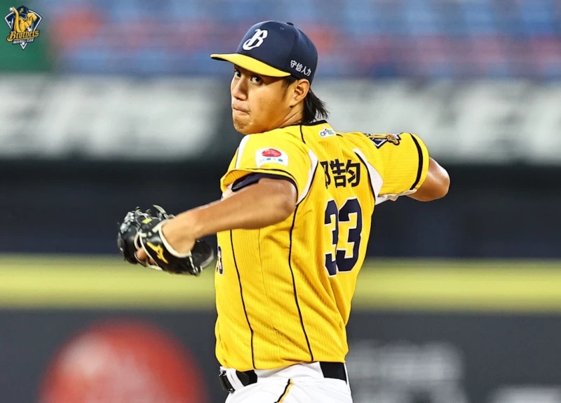 鄭浩均優質先發，本季第五勝。中信兄弟提供