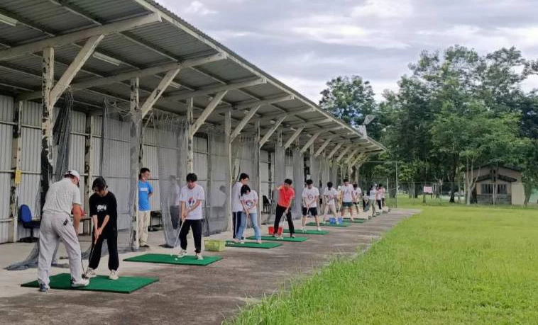 目前已超過200名小朋友完成體驗課程包括70名越南國際生。東華大學提供