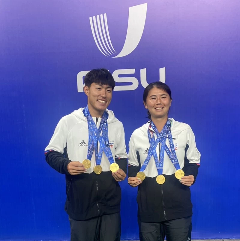 許育修、吳芳嫺更成為台將在世大運史上的首位三金得主。何國龍提供