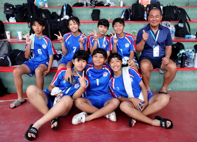 u15女生組中華a隊以剛打下亞青冠軍的成員為主。國際巧固球總會提供