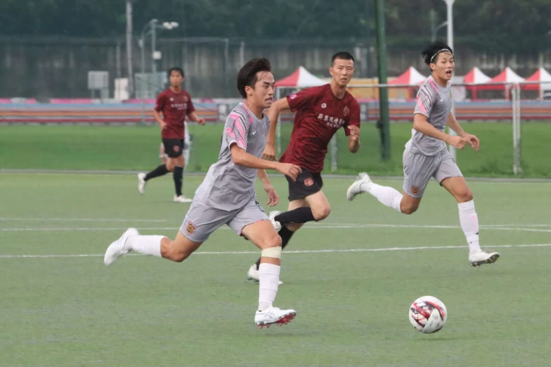 內田潤今天上演帽子戲法助球隊以6 比1獲勝。官方提供