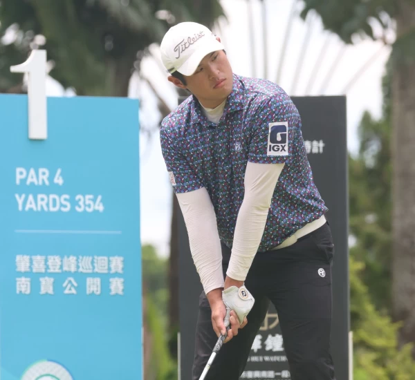 第一回合蔡凱任68桿 4暫並列第二。鍾豐榮攝影