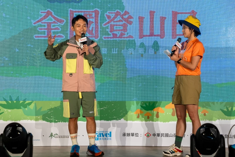 112年全國登山日啟動記者會嘉賓蔡昌憲，分享登山心得邀請大家一起走入山林享受身心靈的暢快。體育署提供