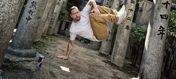 高雄RCBIC霹靂舞國際大賽特別邀請Poe 1擔任本次賽事評審團團長。藝青會提供