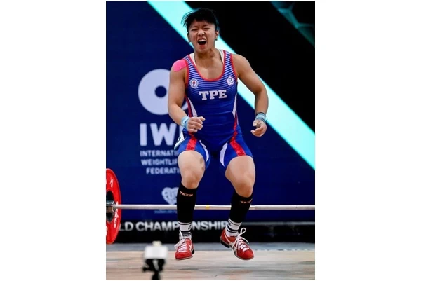 我國選手陳冠伶獲2023年世界舉重錦標賽女子55公斤級總和金牌。IWF國際舉重總會官網提供