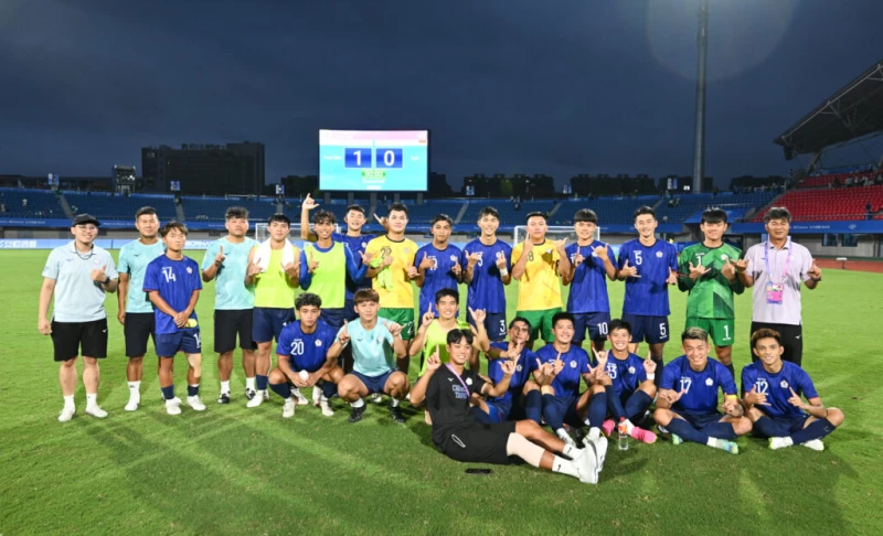 中華男足拿下勝利,寫下65年來亞運新歷史。(圖:中華奧會提供)