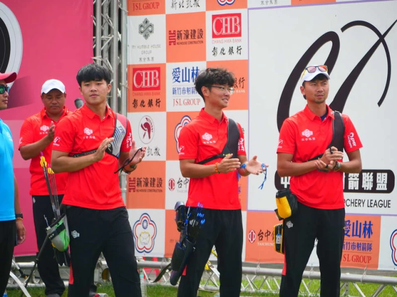 寒舍集團男團後來居上成險勝關鍵。射箭協會提供