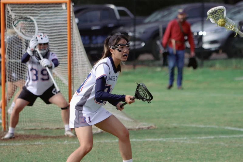 袋棍球男女子規則迥異裝備也截然不同。官方提供