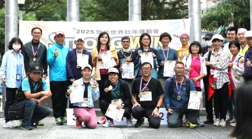 2025年雙北世界壯年運動會定向越野暖身賽選手賽後大合照。大會提供