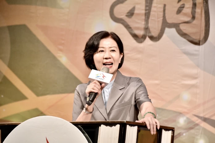臺中市王育敏副市長到場表揚選手與教練。台中市運動局提供