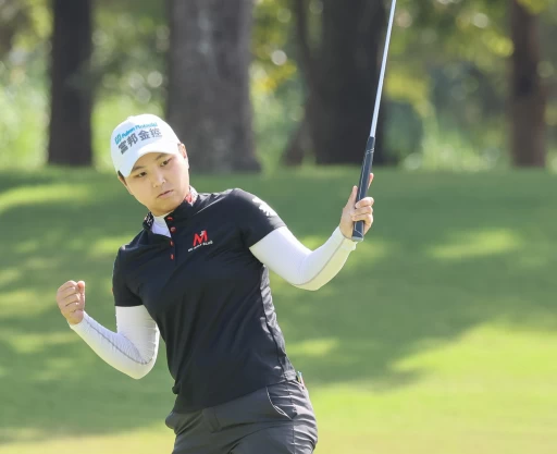 陳宇茹以兩回合總桿低於標準桿2桿的142桿躍居單獨領先。TLPGA提供/葉勇宏攝