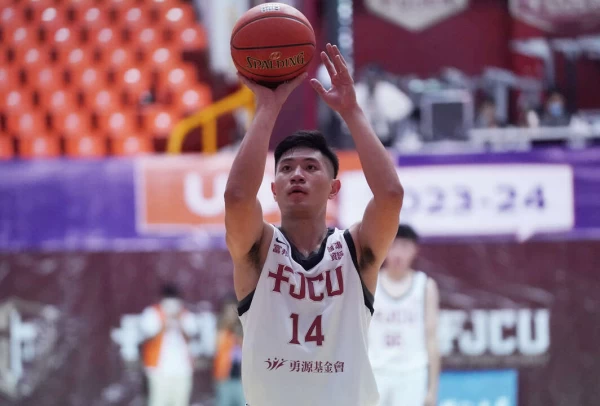 輔大莊博元18分8籃板。大專體總提供