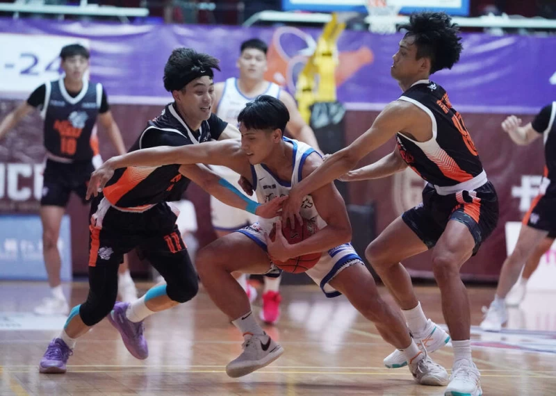 健行吞首敗後擊退國體奪二連勝。大專體總提供