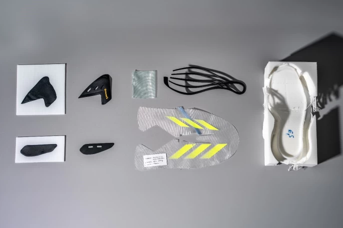 ADIZERO ADIOS PRO EVO 1僅138克的「里程碑」,來自於adidas 多項創新技術且團隊精密的實驗測試。官方提供