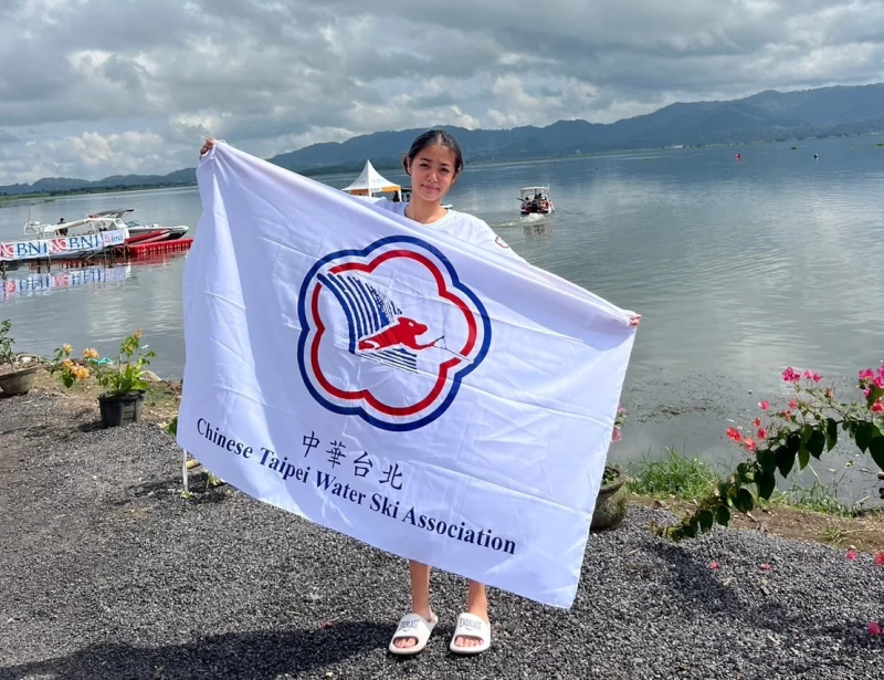 快艇衝浪美少女Jocelyn陳宥蓁代表台灣出賽。STARFiSH PR 星予公關提供
