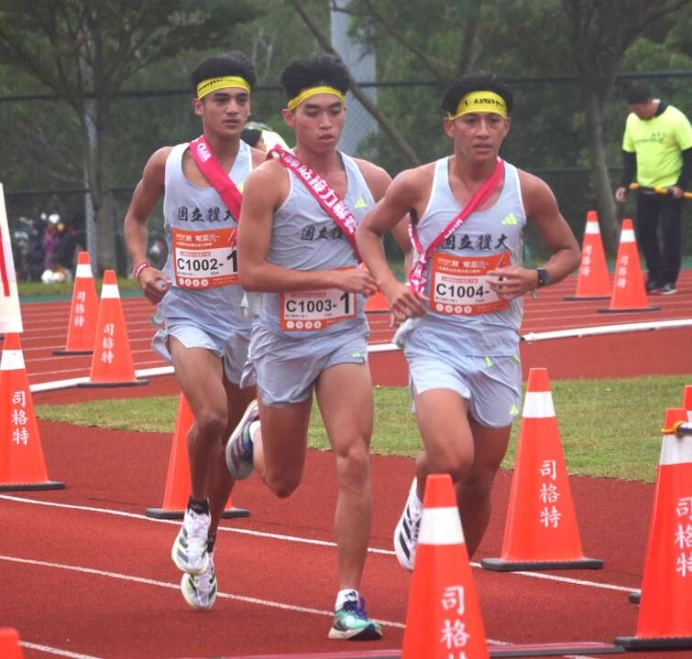 地主國體大選手包辦公開競技99歲男子組前四。大會提供