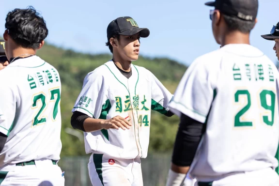 王君佑要在大專聯賽打擊率4成。大專體總提供