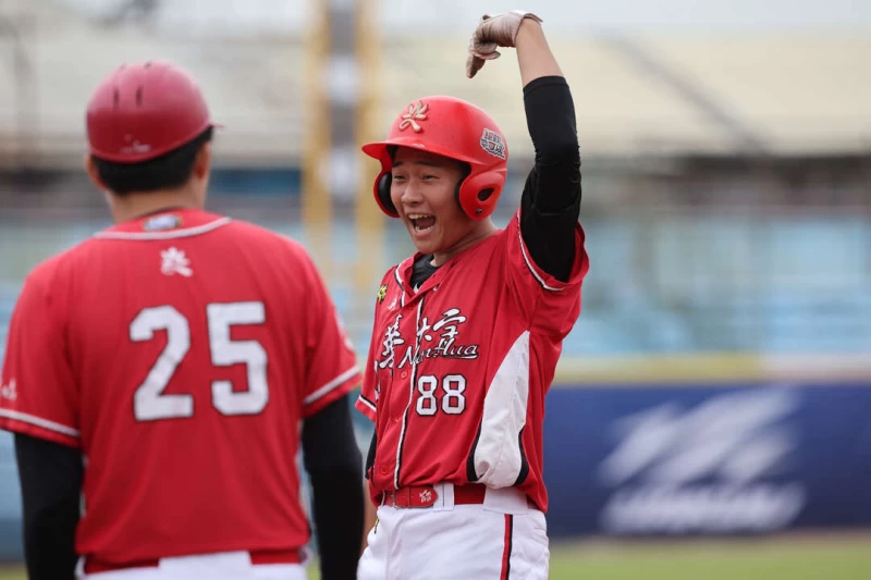 古家年3安帶有4分打點,獲選單場MVP。大專體總提供