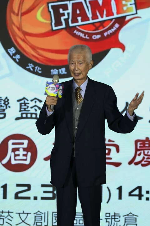 入堂者江憲治。台灣籃球名人堂提供