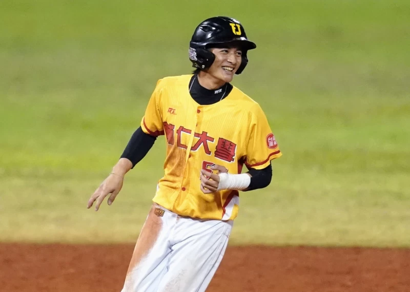 机崇宇猛打賞獲選單場MVP。大專體總提供