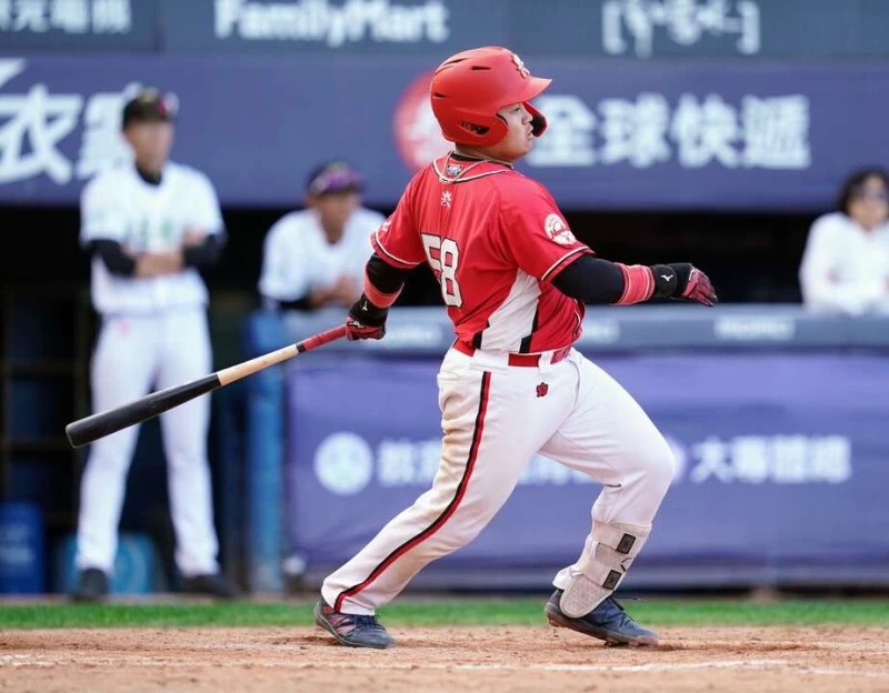 邱亭堯單場雙安，決賽安打數開張。大專體總提供