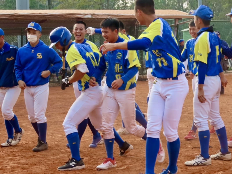 善化終場以7比3獲勝在高中木棒聯賽進帳二連勝。大會提供