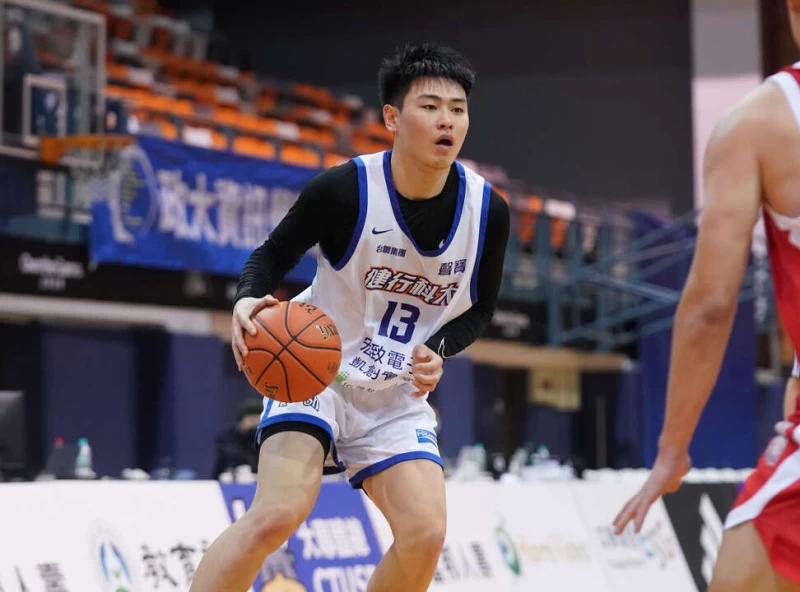 健行科大劉丞勳32分外線5投中4。大會提供
