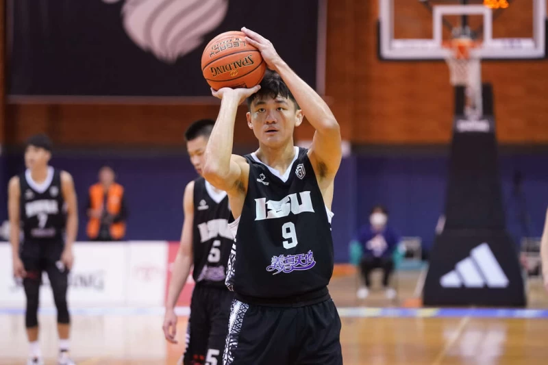 義守大學王正文20分6籃板。大會提供