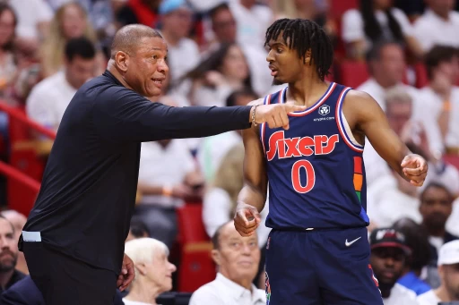 公鹿前日更換主教練為瑞佛斯(Doc Rivers)無非就是想改善本季貧弱的防守。法新社