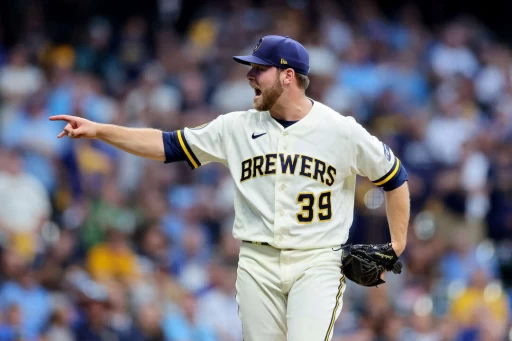 2021年國聯賽揚獎得主柏恩斯(Corbin Burnes),去年釀酒人決定將他交易至巴爾的摩金鶯。法新社