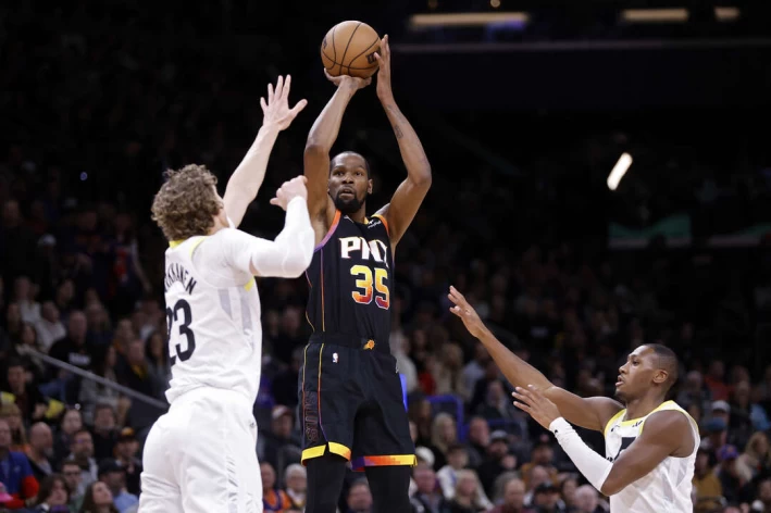 杜蘭特(Kevin Durant)將對上他的前隊友格林(Draymond Green)。法新社