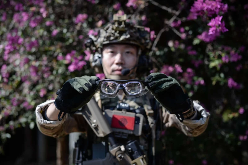 ZIV ACTION軍用安全眼鏡可配近視片的內視鏡系統。官方提供